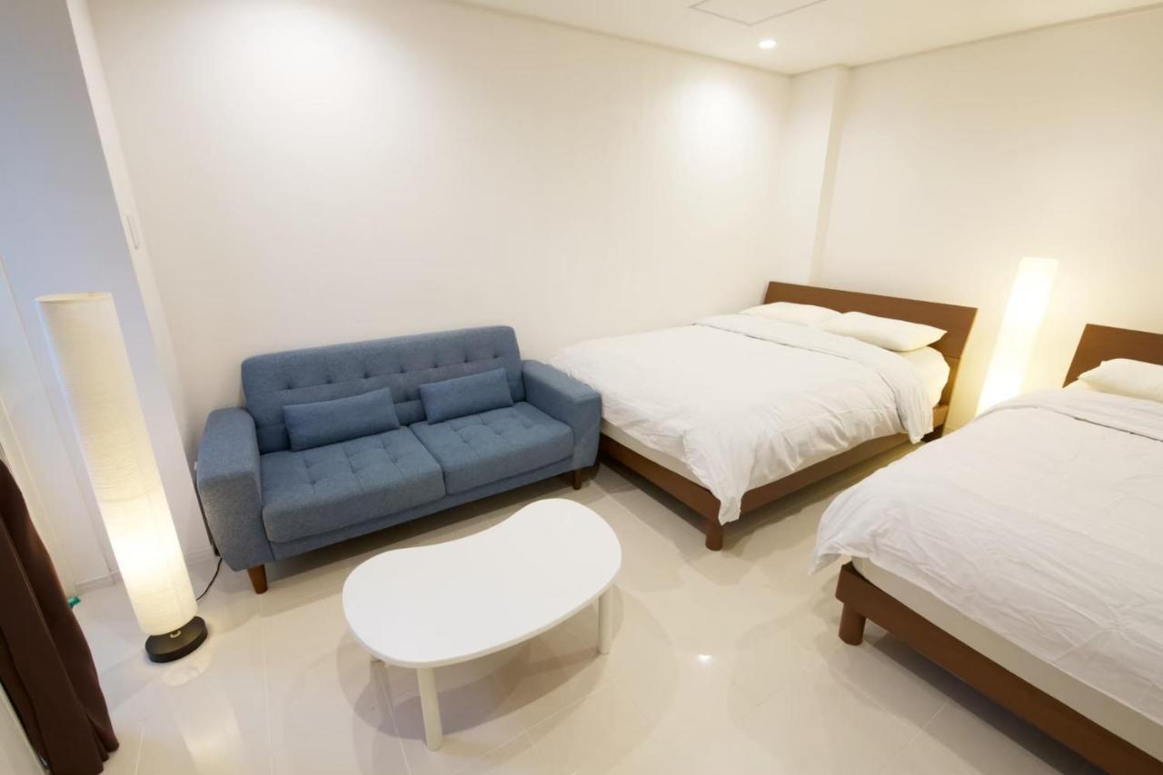 Apartment プロスパービル 4b *